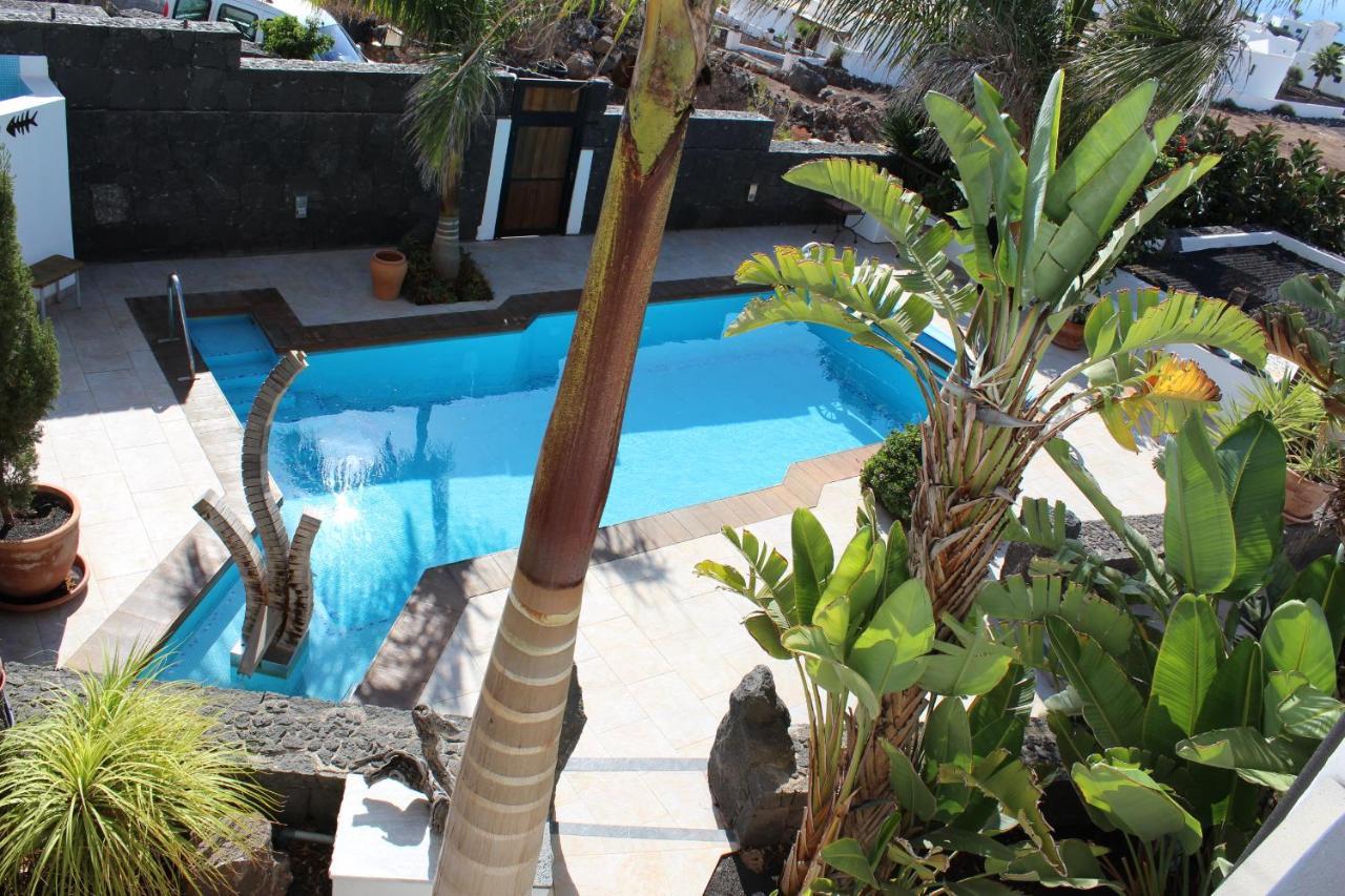 Villa Niki Mit Beheiztem Gemeinschaftspool Fuer 2 Appartments Las Brenas Luaran gambar