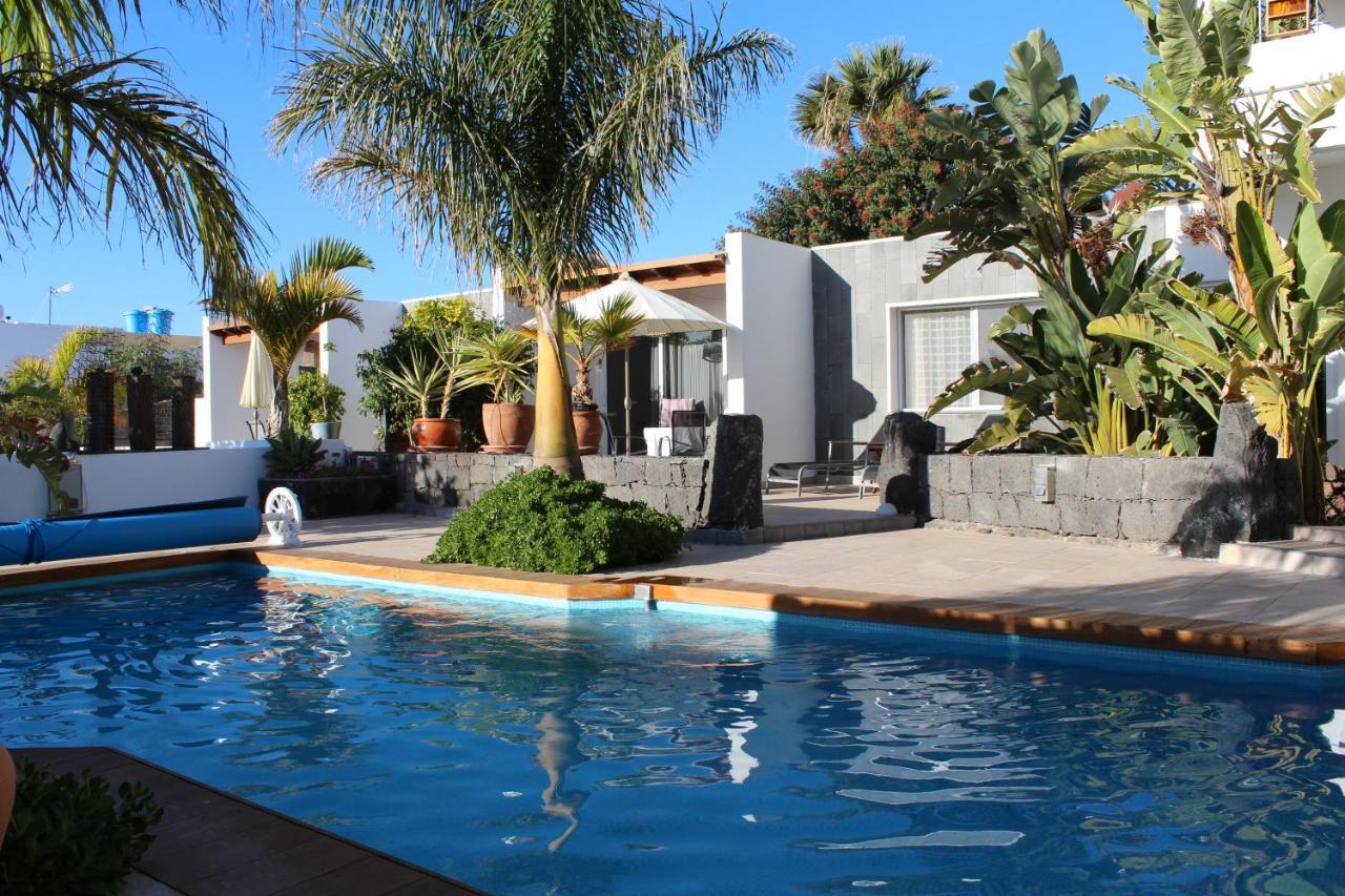 Villa Niki Mit Beheiztem Gemeinschaftspool Fuer 2 Appartments Las Brenas Luaran gambar