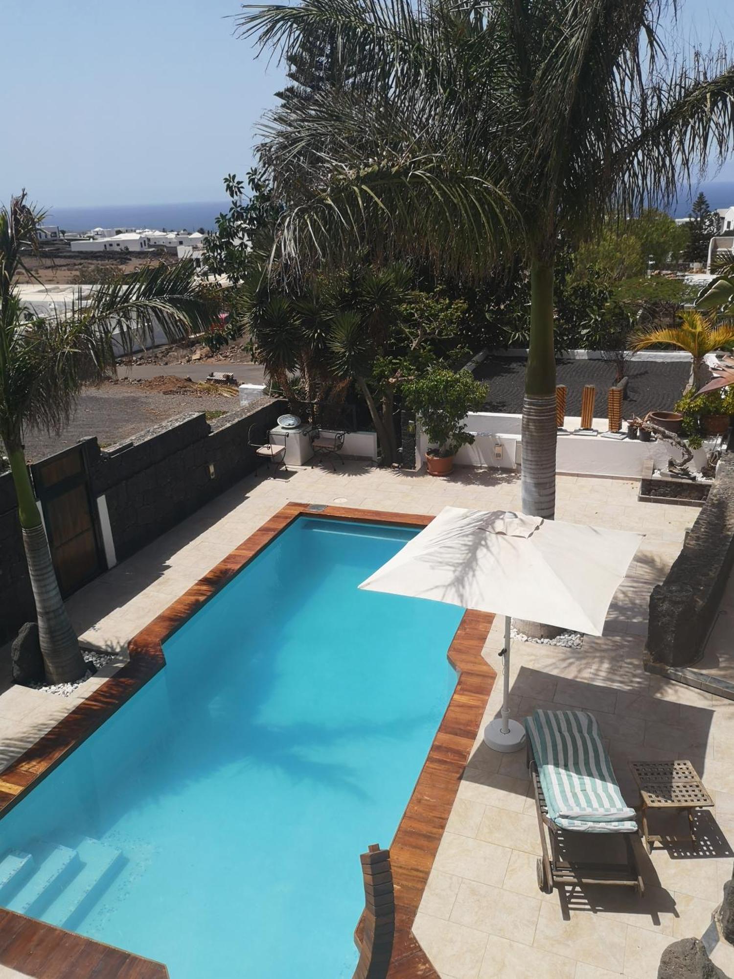 Villa Niki Mit Beheiztem Gemeinschaftspool Fuer 2 Appartments Las Brenas Luaran gambar