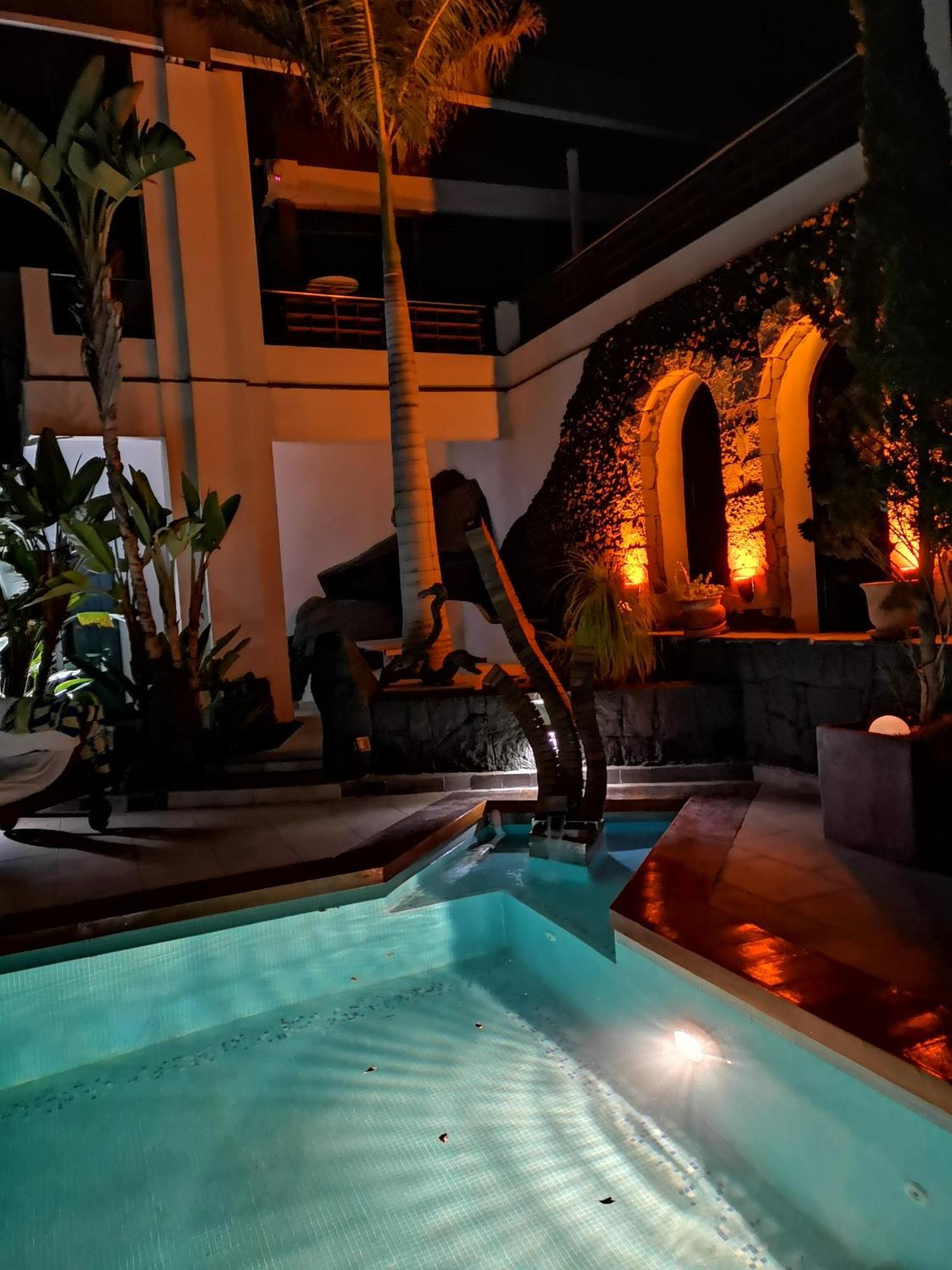 Villa Niki Mit Beheiztem Gemeinschaftspool Fuer 2 Appartments Las Brenas Luaran gambar